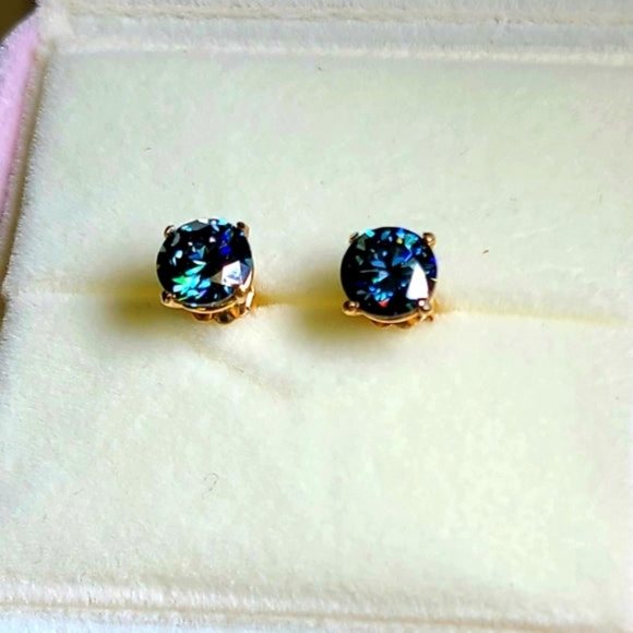 Solid 14k gold 2ct royal blue moissanite earrings - Picture 4 of 10